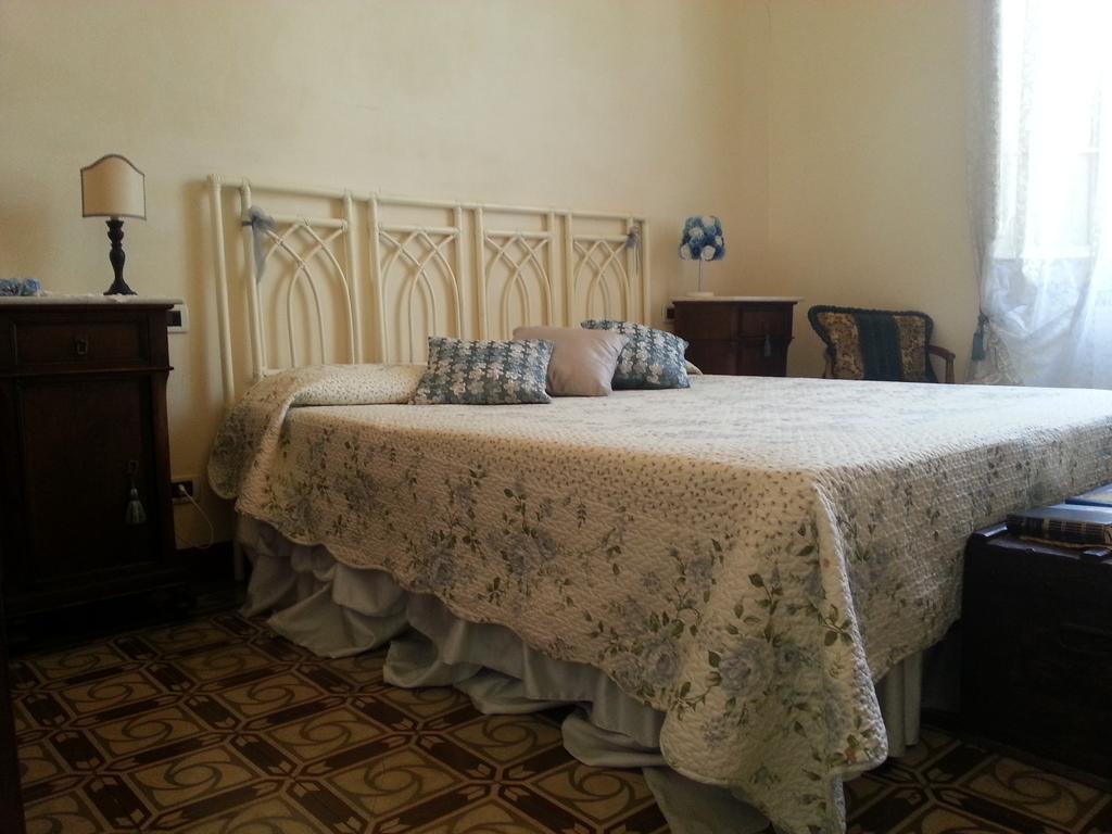 Casa Simonetti Bed & Breakfast Torre del Lago Puccini Room photo